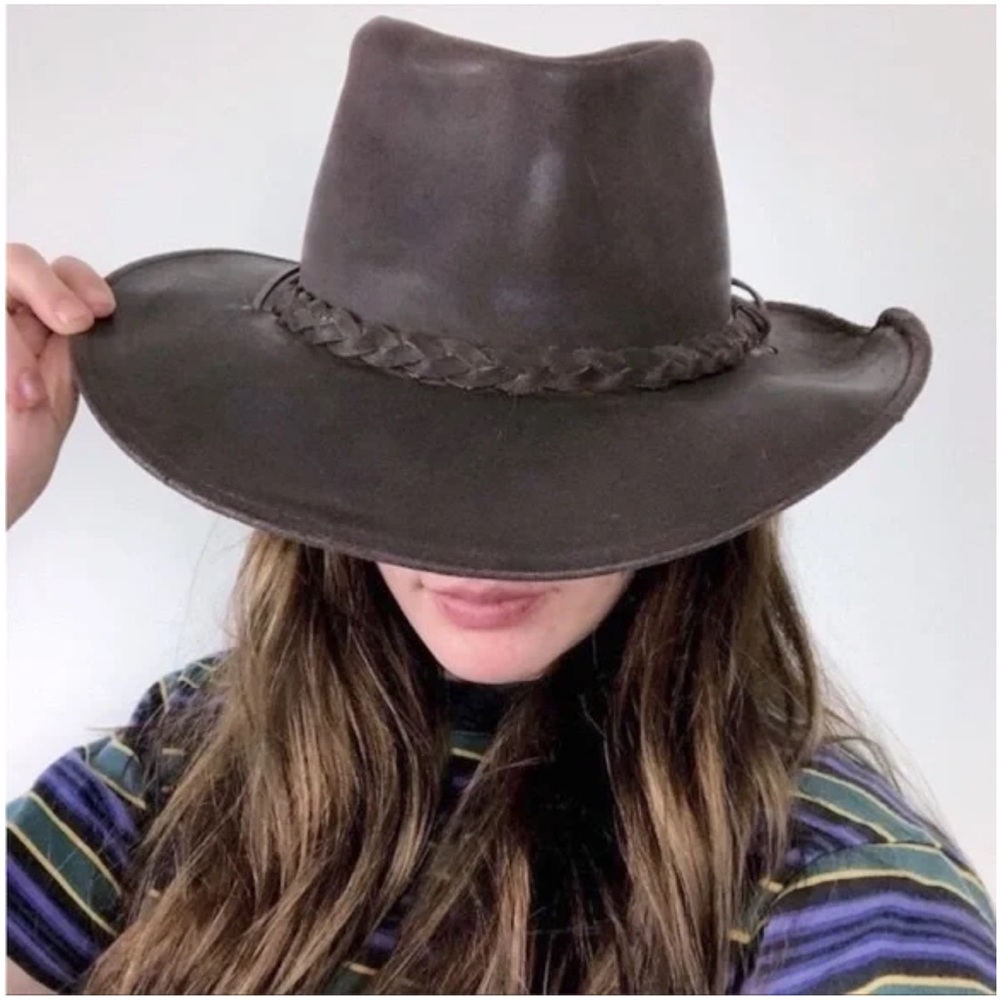 Henschel Farmingdale brown leather walker hat L braided tieback